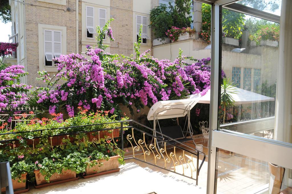 Hotel Florence San Benedetto del Tronto Exteriör bild
